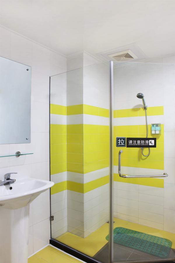 7Days Premium Guangzhou Tianhe Gangding גואנגג'ואו חדר תמונה