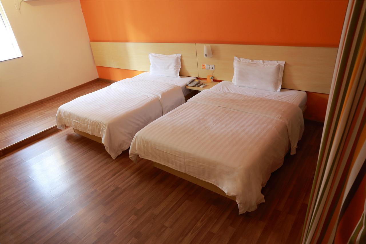 7Days Premium Guangzhou Tianhe Gangding גואנגג'ואו חדר תמונה
